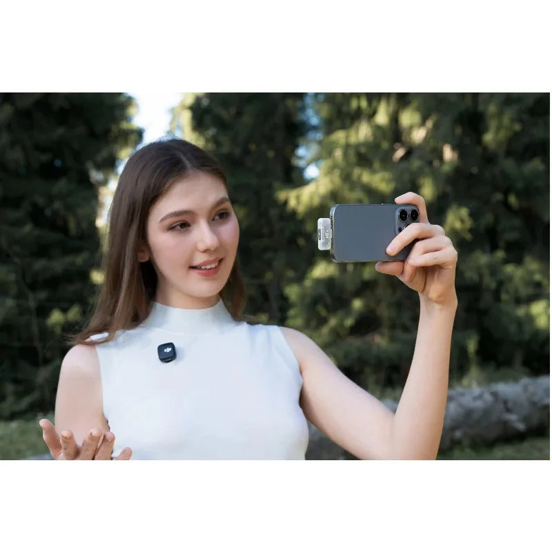 DJI Mic Series Mobile Receiver The Mobile Receiver of the DJI Mic Series for DJI Mic 2 DJI Mic 3 and DJI Mic Mini transmitters